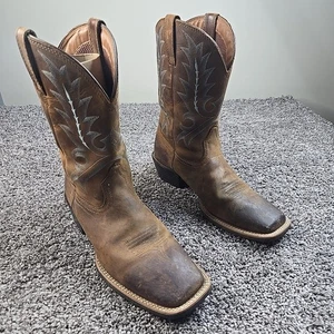Ariat Stivali Uomo 12 D Sport Outfitter Western Punta Quadrata 10011801 Ricamati - Foto 1 di 9