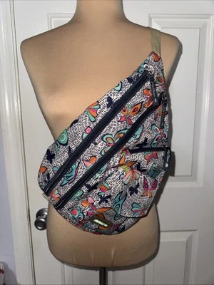 Lily Bloom Mochila Eslinga Vuelo Nocturno Mariposas Mochila Eslinga Karma Bloom Foto 1 de 4