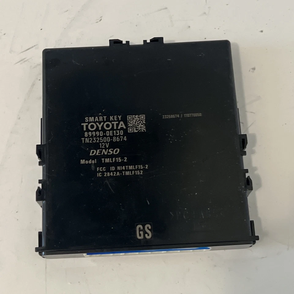 2017 LEXUS RX350 SMART KEY ENTRY COMPUTER CONTROL MODULE OEM 89990-OE130 Foto 1 de 4