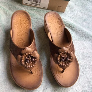 Clark's Mimmey Claire Flower Cork Wedge Sandals Thong Brown 8.5 - Picture 1 of 16