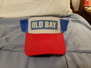 Cappello con visiera berretto logo Old Bay taglia unica regolabile NUOVO! - Foto 1 di 9