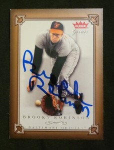 BROOKS ROBINSON  2004 FLEER GREATS OF THE GAME AUTOGRAPHED SIGNED GOTG ORIOLES