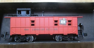 N Gauge Canadian National Caboose #7388 by MRC (BB35) - Picture 1 of 2