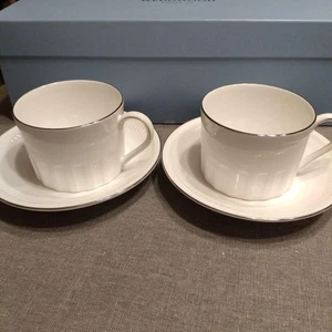 WEDGWOOD Kolosseum Tasse Untertasse 2er Set - Bild 1 von 10