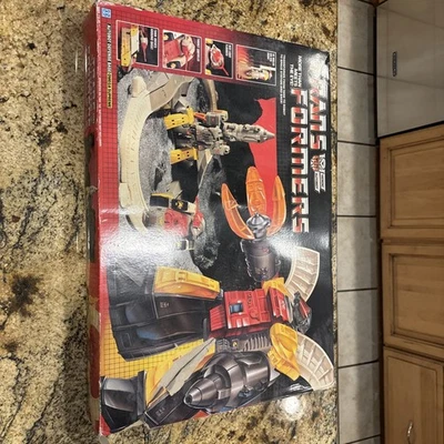 1984 Transformers Autobot Defense Base / Omega Supreme Empty Box With Damage - Image 1 of 4