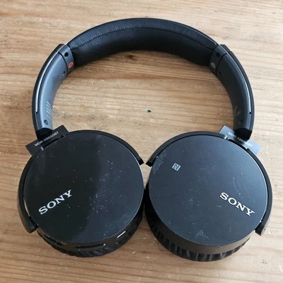 Sony MDR-XB650BT Extra Bass Bluetooth Headphones - Black - Image 1 of 4