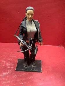 Lara Croft Tomb Raider 12" tall figure - Picture 1 of 4