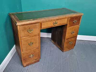 An Antique Mid 20th Century Oak Twin Pedestal Desk ~Delivery Available~ • 125£