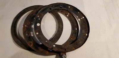 Llanta de asiento de faro de coche Jaguar XK150, par - rara especificación EE. UU. parte Jaguar # 8078. Foto 1 de 3