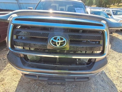 Used Front Grille fits: 2011 Toyota Tundra exc. Limited chrome black insert Fron - Image 1 of 4