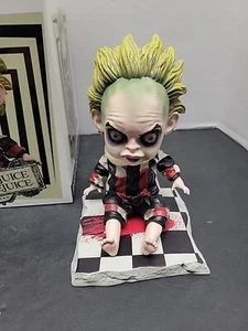 NECA - Head Knockers - Baby Beetlejuice 2024 Film handbemalte Figur - NEU - Bild 1 von 11