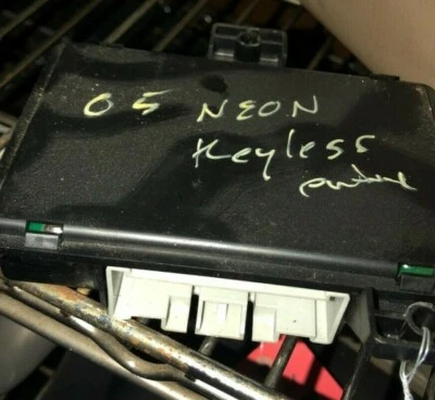 2005 DODGE NEON KEYLESS ENTRY COMPUTER - Image 1 of 2