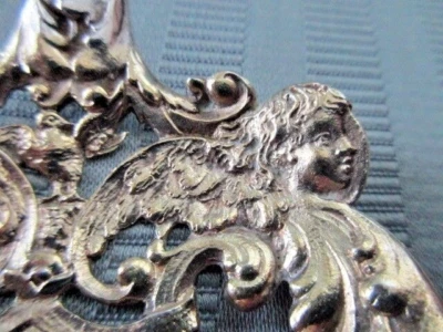 Cuchara Bon Bon Gorham No. 588 1890 PLATA ESTERLINA 925 Fundida Querubines ORO LAVADO CASI NUEVO Foto 1 de 4