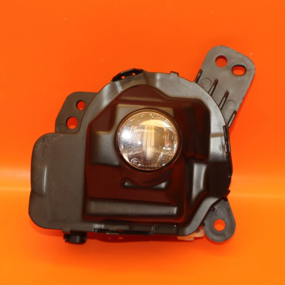 MAZDA CX-9 CX-3 FOG LIGHT FRONT LEFT DRIVER 2017-2019 2020 2021 GHP9-51-690A OEM - Image 1 of 4