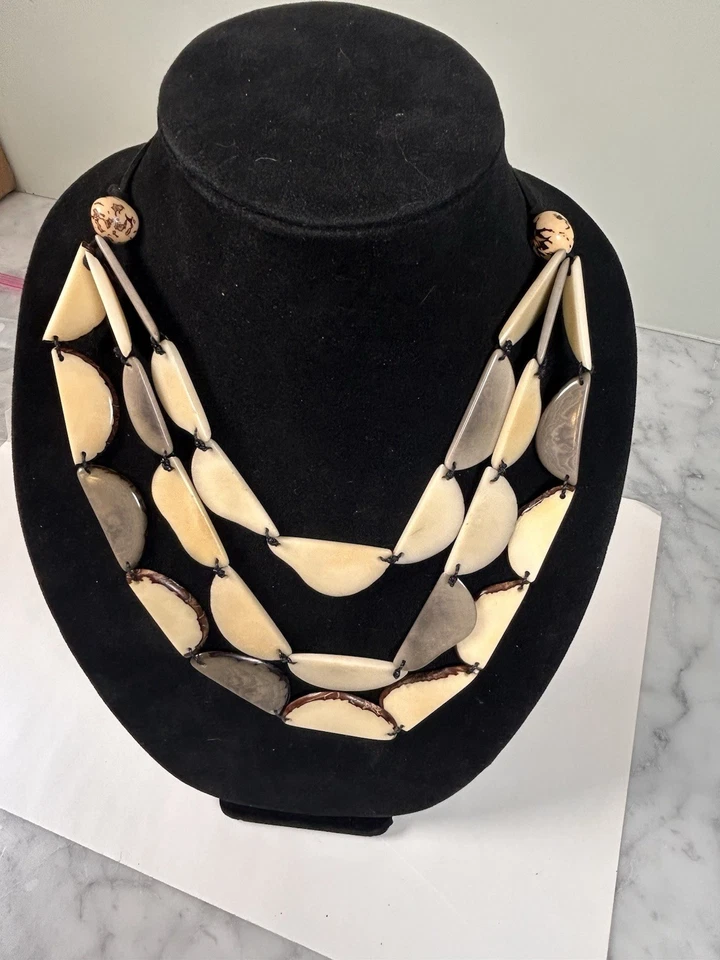 Joyería JOJ Armario de Chelle Cuerno Natural En Capas Collar Distintivo Ajustable Foto 1 de 4