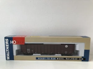 Walthers #932-4062 BNSF Railway 61' Wood Chip Car #541436 NIB - Picture 1 of 5