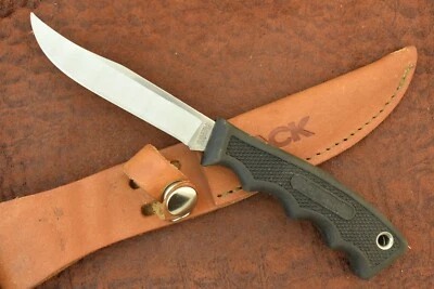 CUCHILLO DE CAZA VINTAGE AÑOS 80 WESTERN EE. UU. RACK GOMA NEGRA R2 HOJA FIJA (21981 Foto 1 de 4