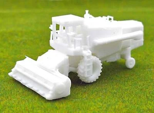 1:87 Combine Harvester Unpainted White Track H0 Model Car Diorama Model Railway HO - Picture 1 of 6
