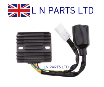 Honda CBR1000RR Regulator / Voltage Rectifier, 2004 - 2007 - Image 1 of 2