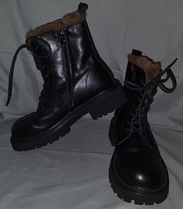 Black Genuine Leather Combat Boots Lined With Rabbit Fur Chunky Heel Women's 7 - Picture 1 of 14
