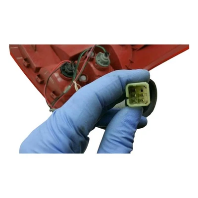 Left Taillight 5 Door Suzuki Swift Glx Vvts 2007 1490cc Petrol - Image 1 of 4