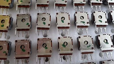 Preh Potentiometer Mod 327 220Kohm Linear Made in Germany - Bild 1 von 4