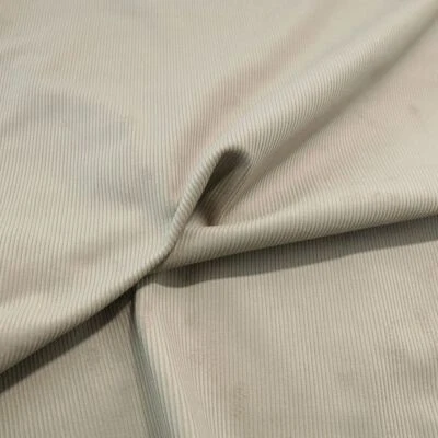 beige Cordstoff Baumwollstoff fein samtig weich Hose Jacke Rock Meterware - Bild 1 von 2