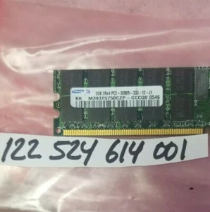 M393T5750CZP-CCCQ0 2GB 2RX4 PC2-3200R DDR2-400MHZ 128X4 36CHIPS 240PIN ECC REG - Picture 1 of 1
