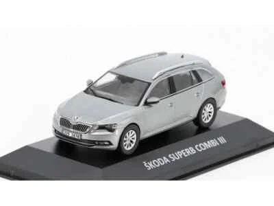 Škoda Superb Combi III * 2015 - De Agostini 1:43 - Imagen 1 de 4