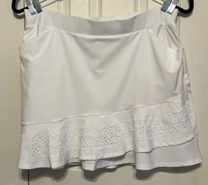 Chico's Zenergy Alabaster Nema Ruffled Bottom Eyelet Tour Skort Size 3.5(18)NWT - Picture 1 of 14
