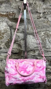 SPRAYGROUND PINK CAMO FAUX FUR MINI DUFFLE/HANDBAG D6869 NEW IN BAG WITH TAGS - Picture 1 of 7