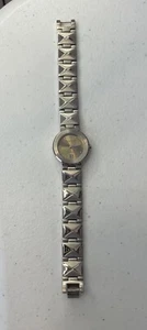 Reloj Kenneth Cole New York Mujer Plateado KC4114 ¡Excelente Sin Arañazos Funcionando! - Imagen 1 de 5