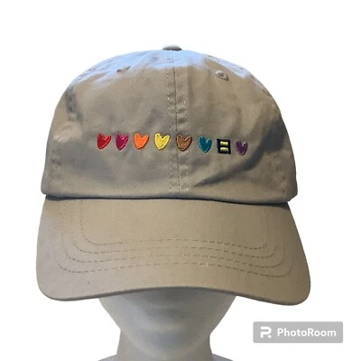 Gorra de béisbol unisex HG Love Is Love Hat bordada corazones arco iris en gris Foto 1 de 4