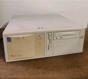 Computer Vintage Mainboard Sockel 7 - Gigabyte GA-586STX2 + Pentium-MMX Olidata - Bild 1 von 10