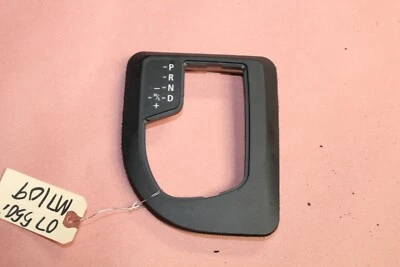 2006-2007 E60 BMW 550I SELECTOR DE SUPERFICIE DE LA CONSOLA CENTRAL DEL CAMBIADOR BISEL DE MOLDURA M7109 Foto 1 de 4