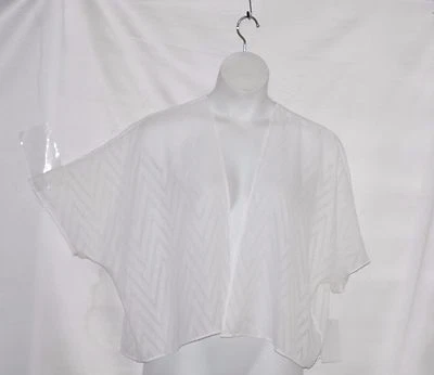 Poncho Top Joan Rivers Ligero con Detalle de Crochet Talla Plus Marfil Foto 1 de 2