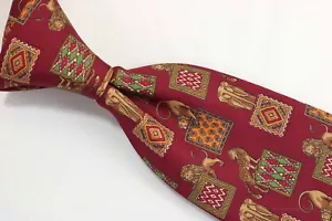 Cravatta SALVATORE FERRAGAMO bordeaux circo stampa animalier seta 3,75 x 59 KS01 - Foto 1 di 5