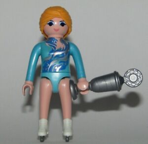 Playmobil Ice Skater Woman winner with silver trophy -  Sports