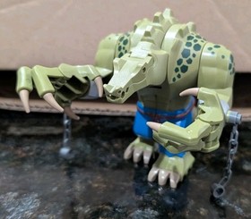 Lego Killer Croc Minifigure - 70907  (Lego Batman Movie)