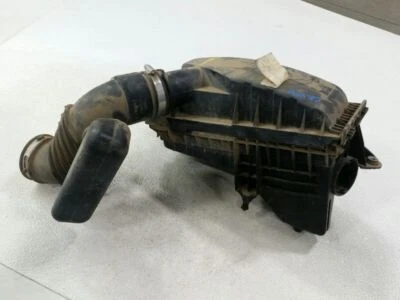 Used Air Cleaner Assembly fits: 2008 Mercury Mariner 2.5L VIN 3 8th digit Hybrid - Image 1 of 4