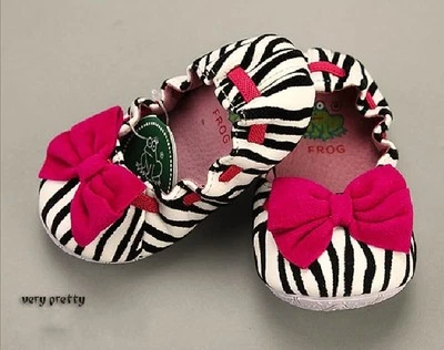 Zapatos planos de ballet con lazo grande con estampado de cebra para niñas pequeñas TALLA 4.5.6. Rosa/Rojo Foto 1 de 4