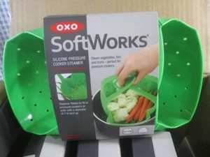 OXO Softworks Silikon Schnellkochtopf Dampfgarer Korb für Fisch, Gemüse und mehr! - Bild 1 von 1