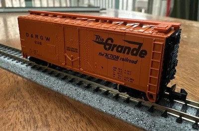 Atlas N Scale RTR #3309-3.25 40’ Plug Box Car Rio Grande D&RGW #67418 NIB NY - Image 1 of 4