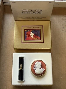 Estee Lauder sensous solides Parfüm kompakt viktorianisch NEUWERTIG VINTAGE Neu im Karton - Bild 1 von 5