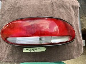 Luz trasera derecha Chrysler Sebring 1996 1997 1998 1999 2000 convertible - Imagen 1 de 2
