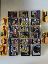 Lot of Packs Donruss Rack Packs . Total of 255 Cards and 45 Puzzle Pieces .