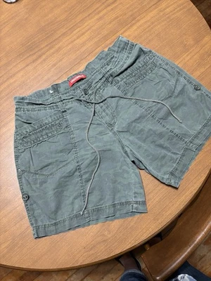 Unionbay Shorts Camo Green Size 15 Drawstring - Image 1 of 4