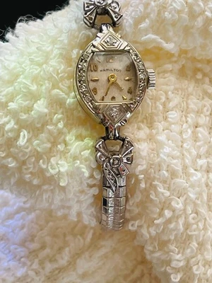 Antigo relógio Hamilton feminino ouro branco sólido 14K/diamante movimento de quartzo, funciona. - Imagem 1 de 4