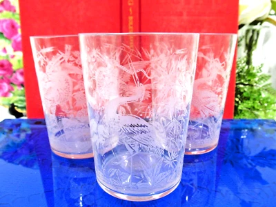 Victorian wedding etched glass beakers with fern  Birds cranes & swans 1900 - Image 1 of 4