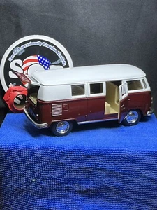 Kinsmart Friction 1962 Volkswagen Classical VW Bus Maroon Diecast 1:32 NM Cond - Picture 1 of 7